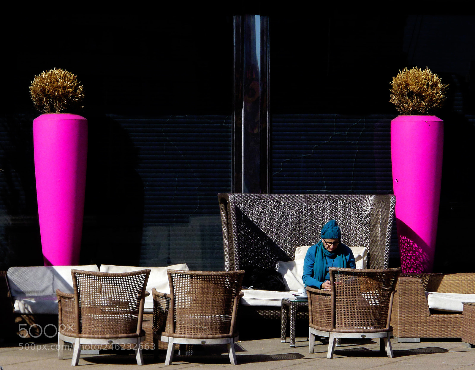 Panasonic Lumix DMC-LX5 sample photo. Magenta photography
