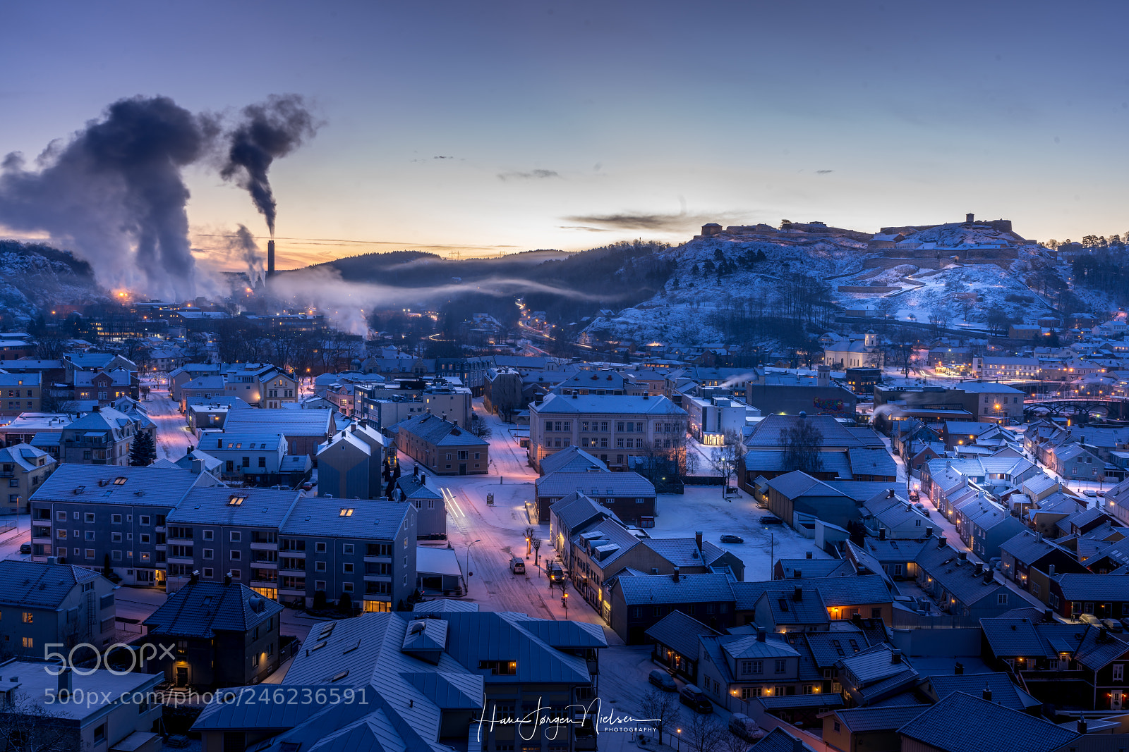 Sony a7R II sample photo. A winter morning in photography