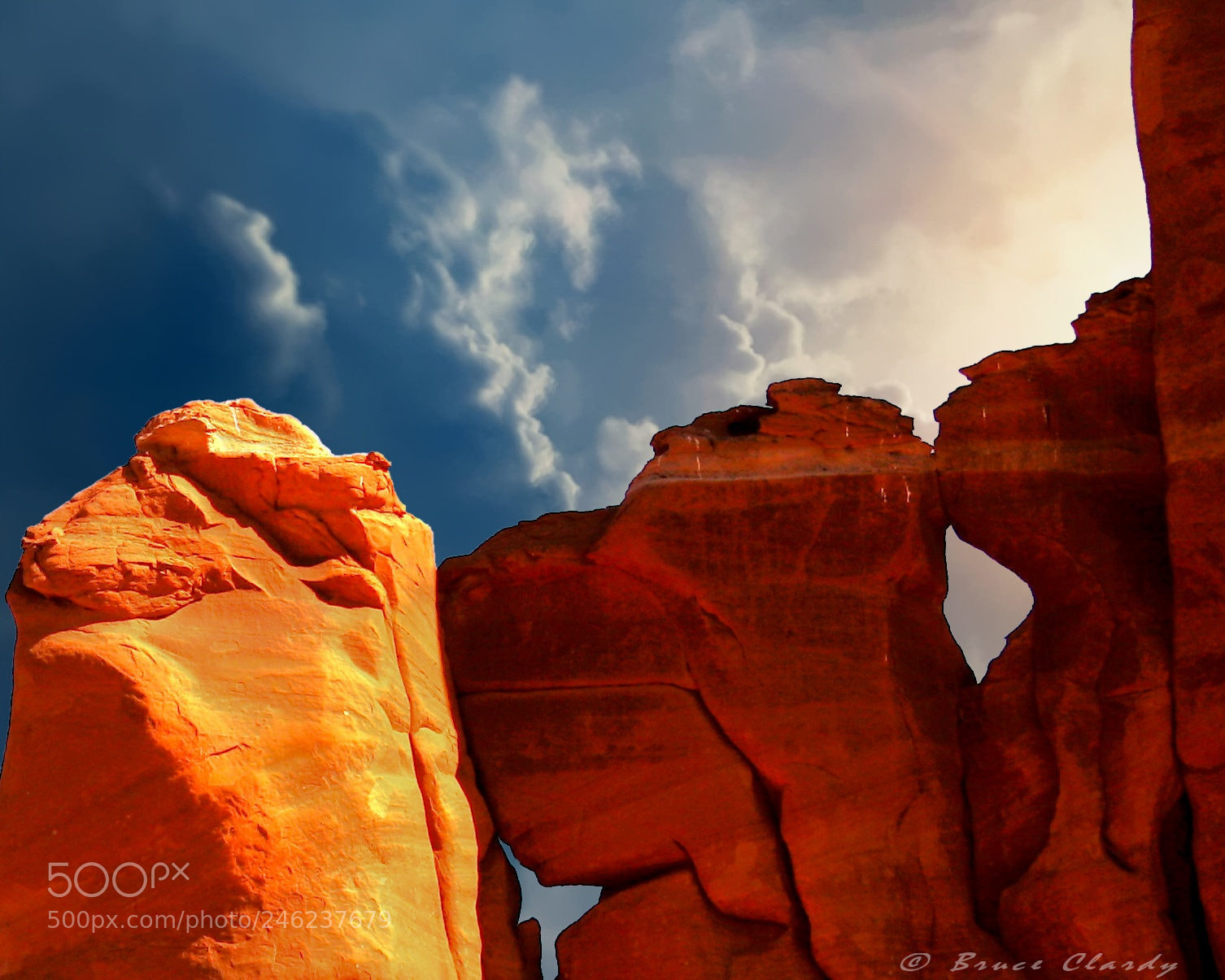Canon EOS 1000D (EOS Digital Rebel XS / EOS Kiss F) sample photo. Sandstone monoliths photography