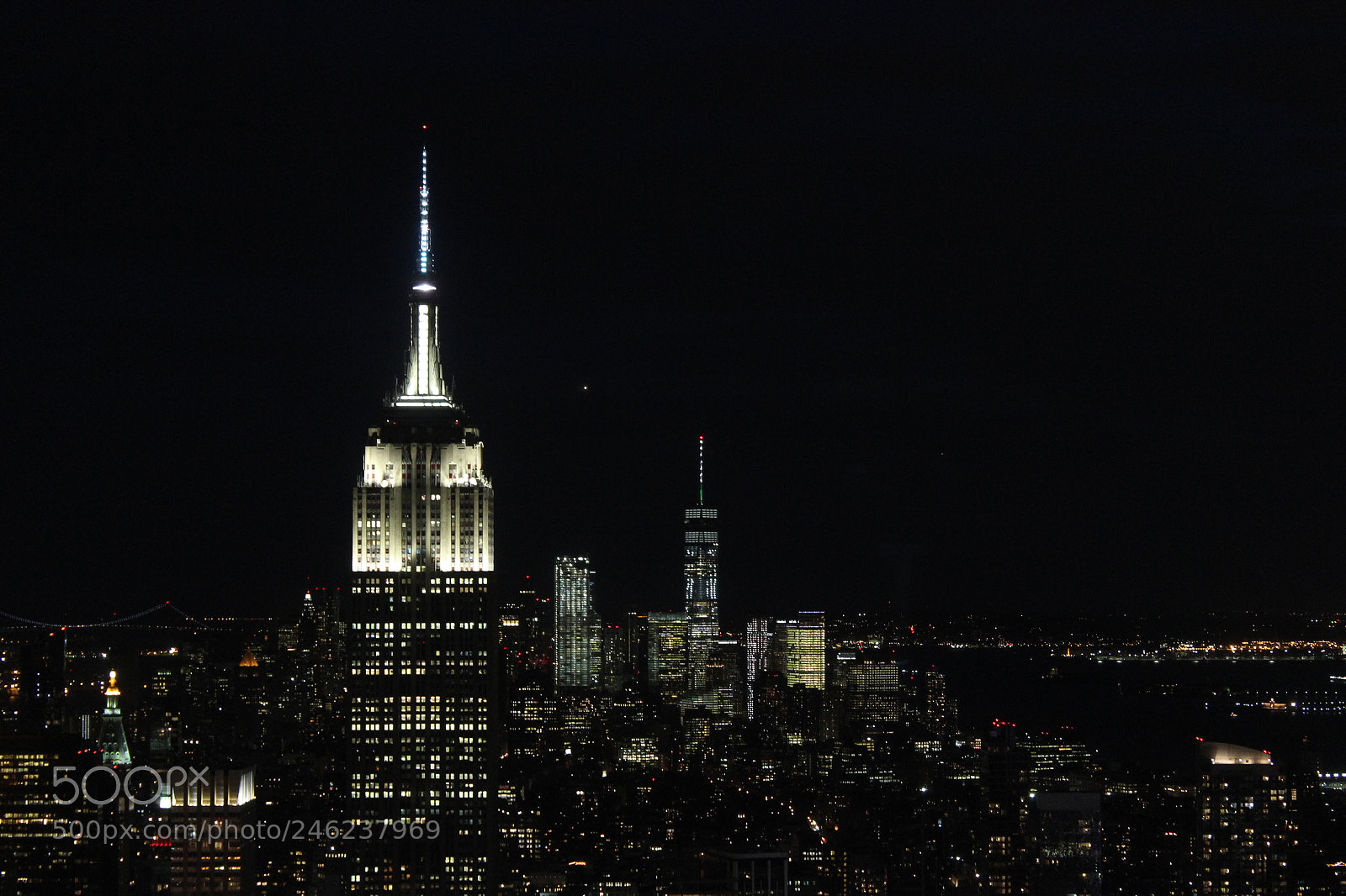 Canon EOS 600D (Rebel EOS T3i / EOS Kiss X5) sample photo. City lights? photography