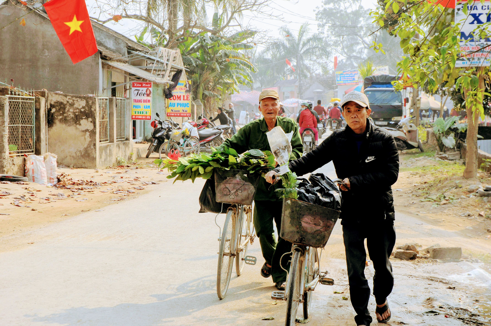 Nikon D2Xs sample photo. Nge an vietnam photography