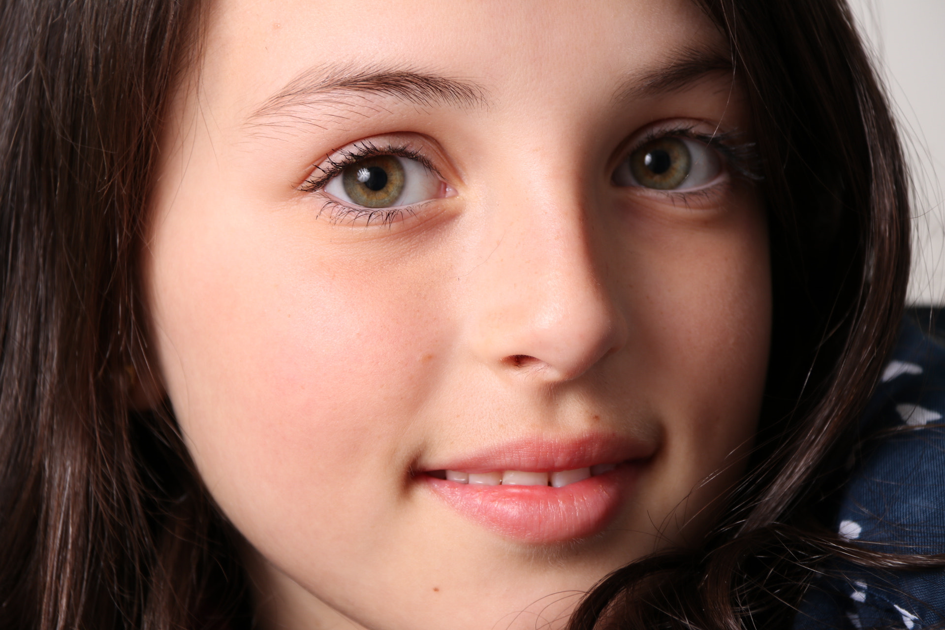 Canon EF-S 18-200mm F3.5-5.6 IS sample photo. Gabrielle photography