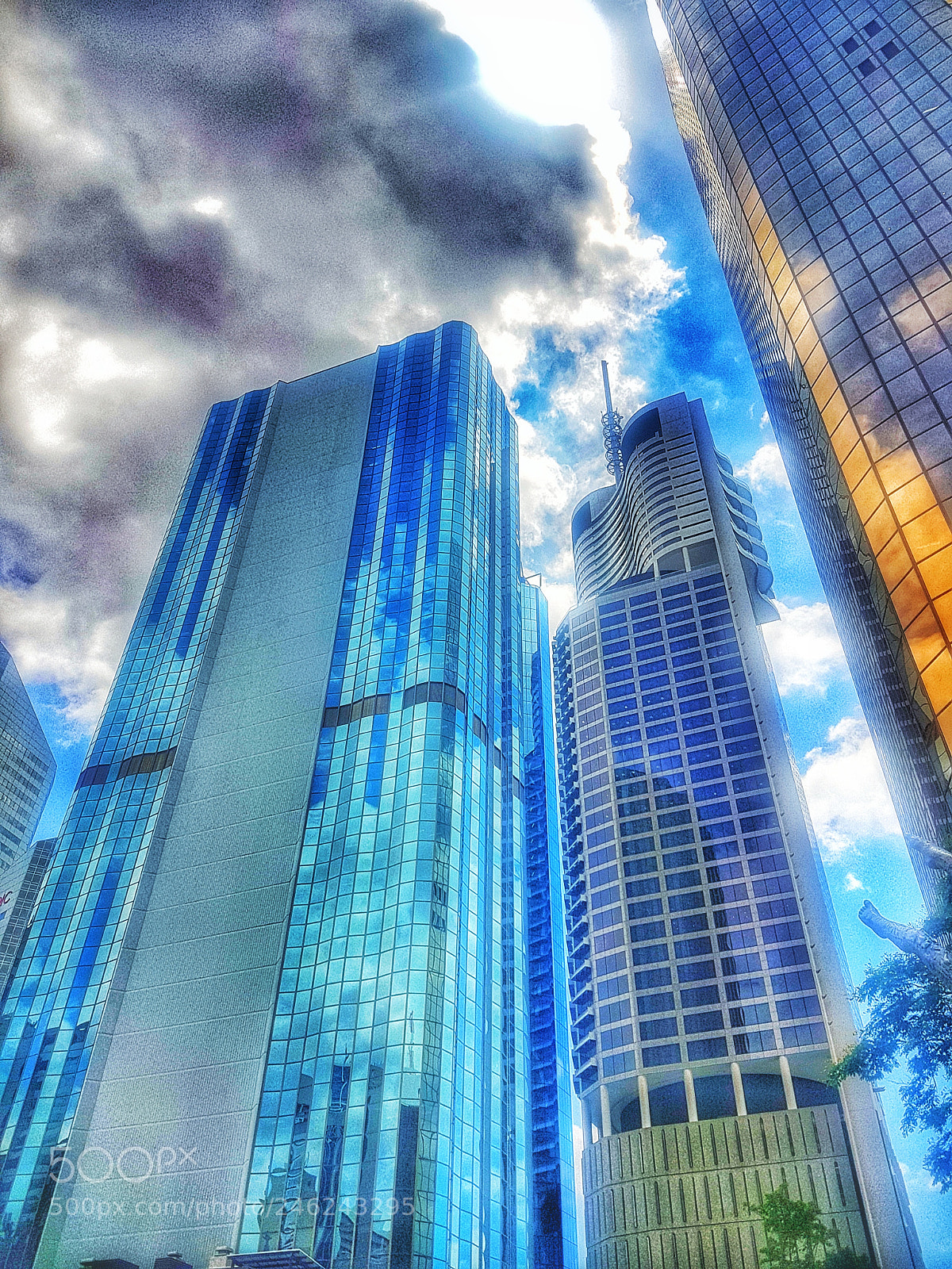 Samsung Galaxy S8+ sample photo. Eagle street view in photography