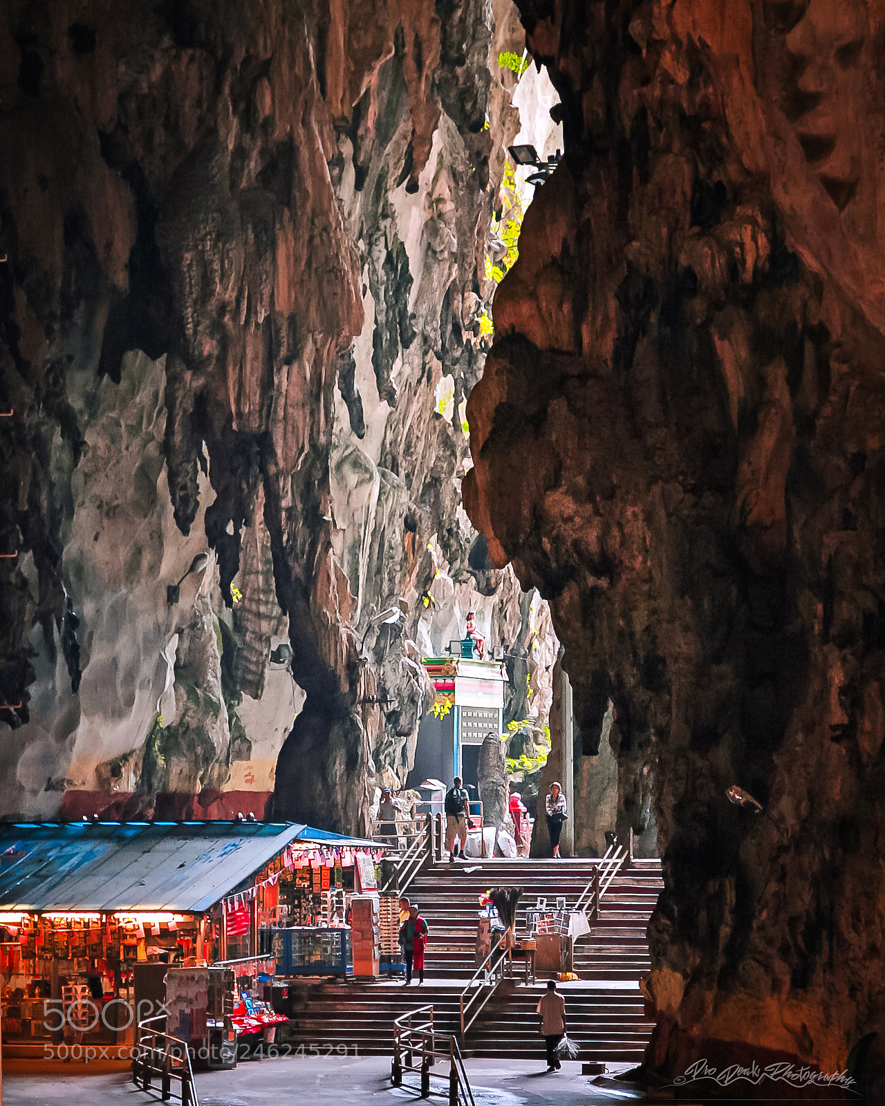Canon EOS 30D sample photo. Batu cave photography