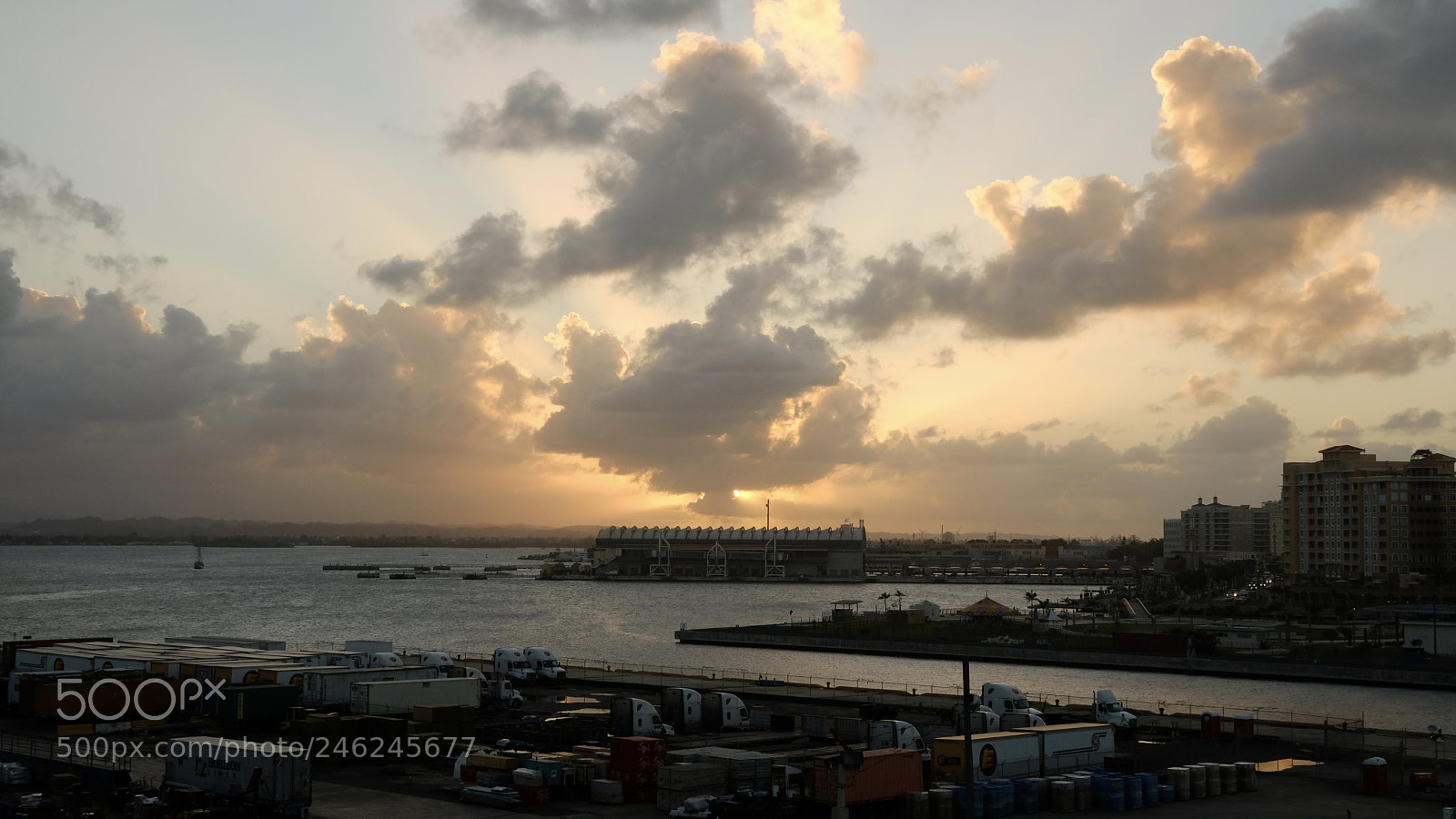 Fujifilm X-Pro2 sample photo. Could resist capturing this photography