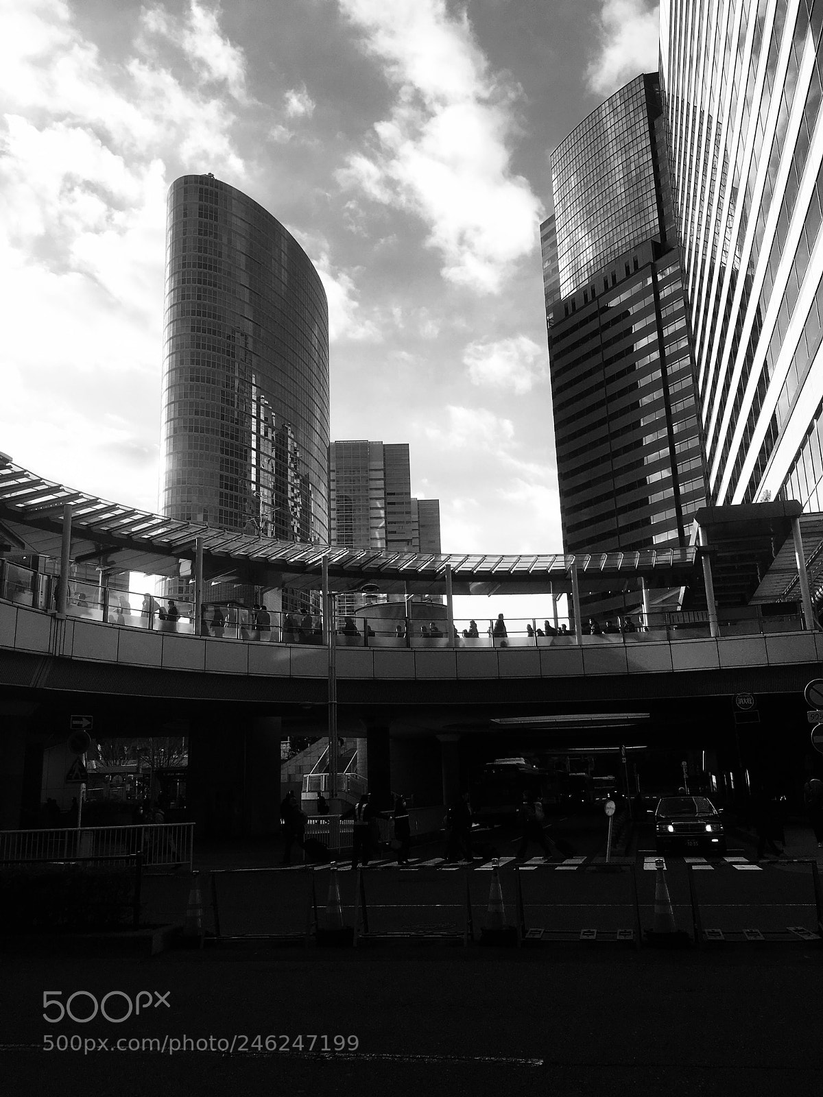 Apple iPhone 6s sample photo. Morning rush hour in photography