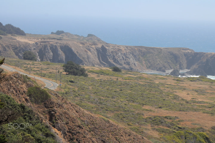 Canon EOS 1100D (EOS Rebel T3 / EOS Kiss X50) + EF75-300mm f/4-5.6 sample photo. Magnificent views of the pacific coast. photography