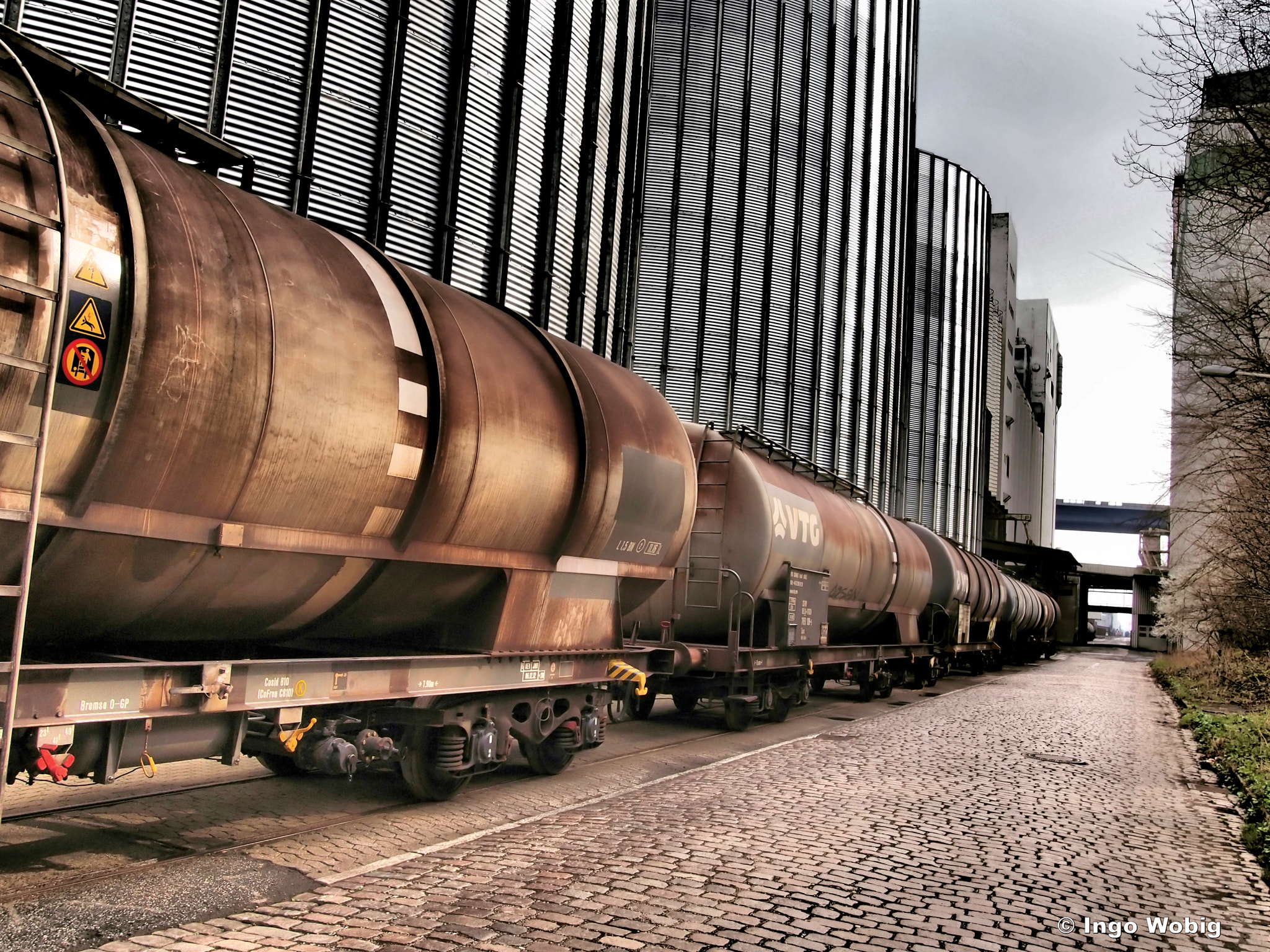 Olympus PEN E-PL2 sample photo. Freight train photography