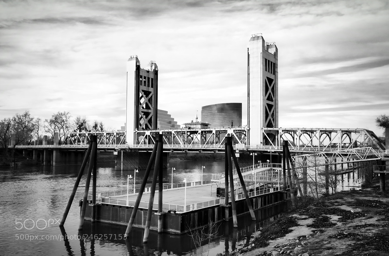 Sony a7 II sample photo. Sony 3650 bridge day bw photography