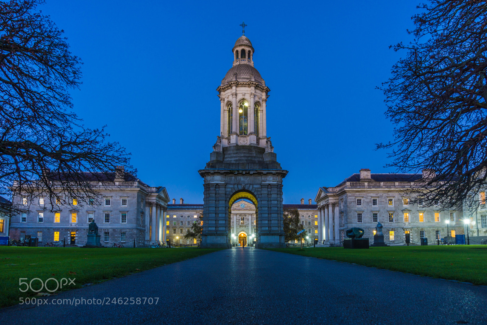 Sony a6000 sample photo. Trinity college photography