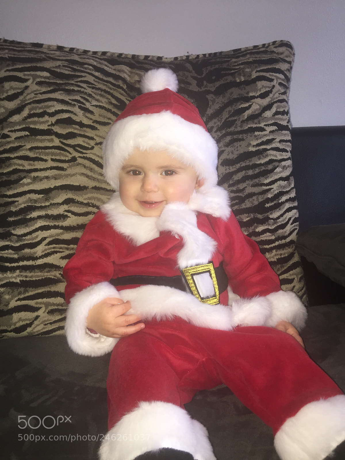 Apple iPhone 6 Plus sample photo. Santa baby photography