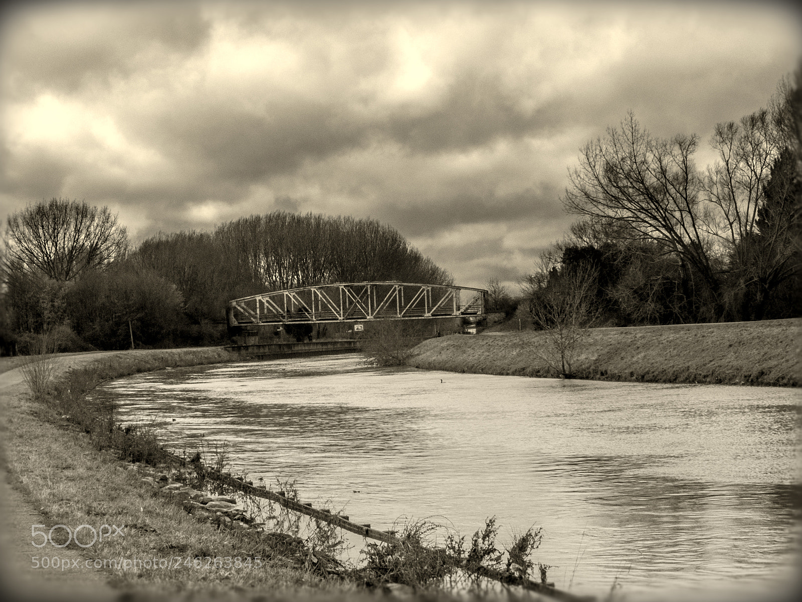 Fujifilm FinePix HS30EXR sample photo. Pont houplines photography