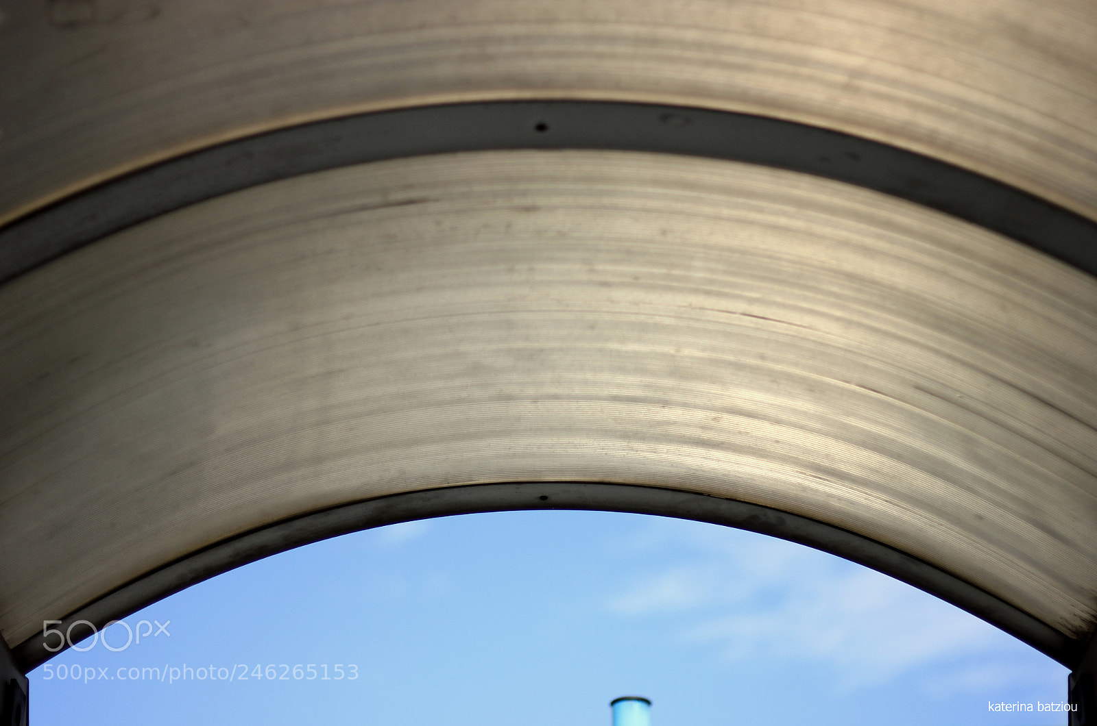 Canon EOS 550D (EOS Rebel T2i / EOS Kiss X4) sample photo. Blue sky photography