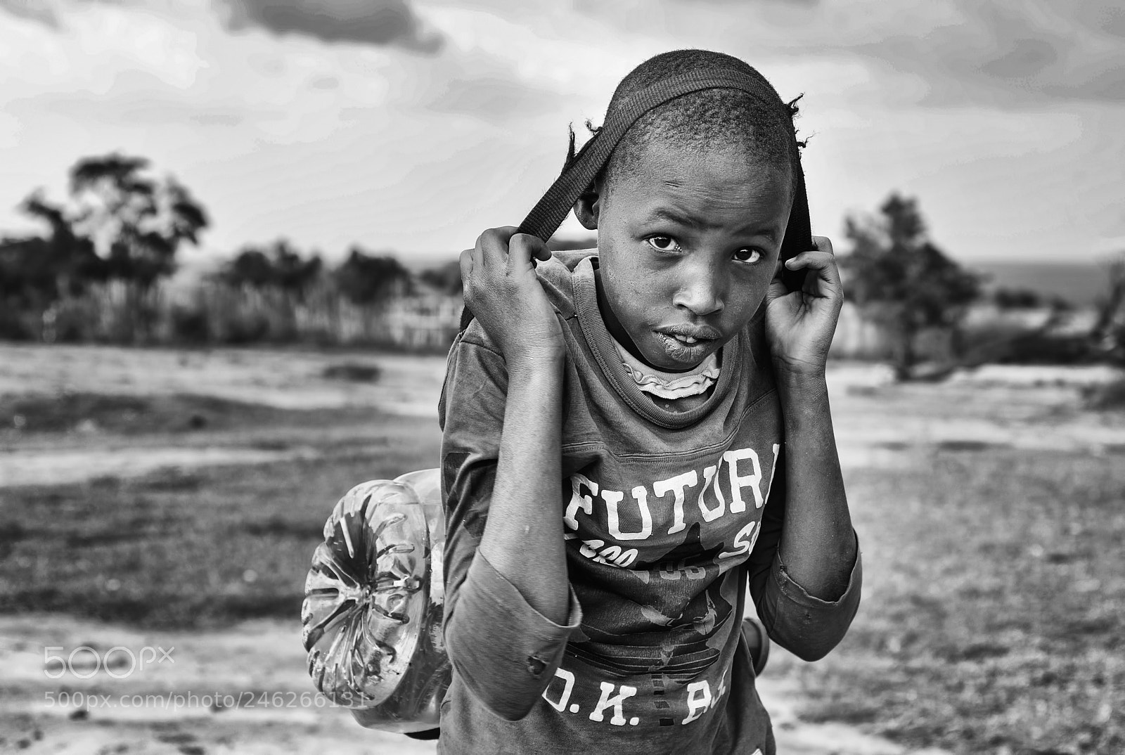 Nikon D810 sample photo. Water carrier girl photography