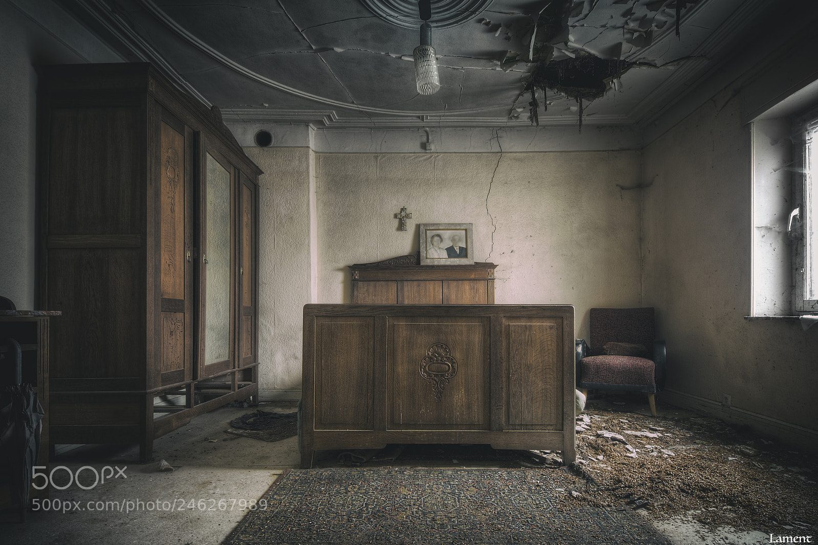 Olympus PEN E-PL7 sample photo. The upstairs room photography