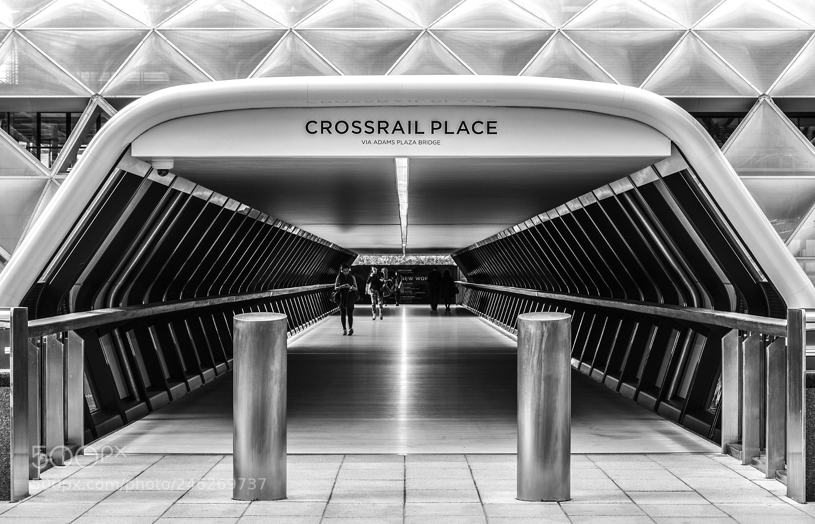 Nikon D5500 sample photo. Crossrail place photography