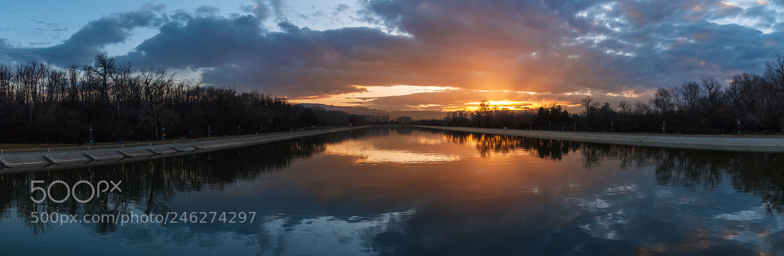 Nikon D5000 sample photo. Sunset at the rowing photography