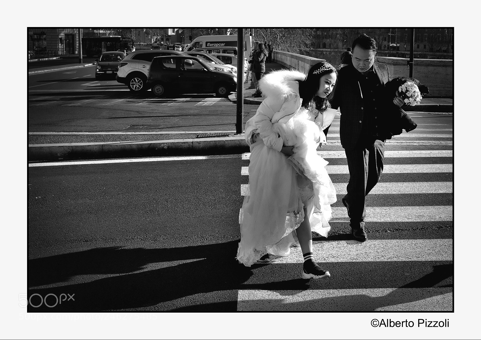 Fujifilm X100F sample photo. - crossing - photography
