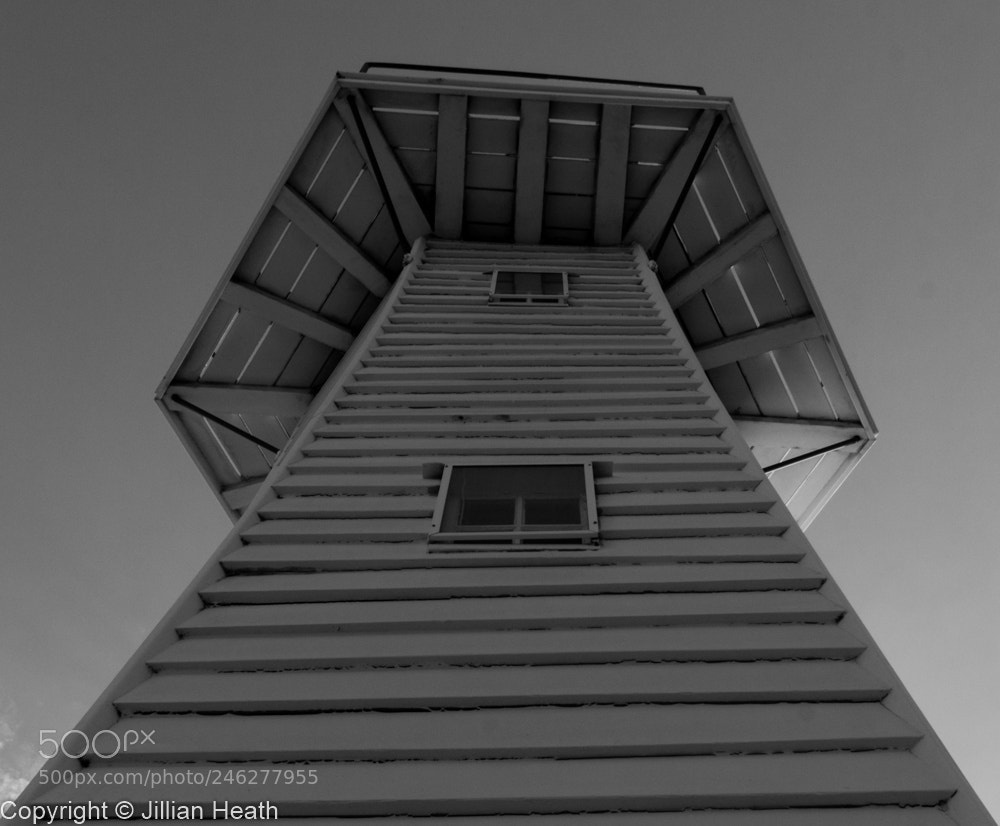 Canon EOS 700D (EOS Rebel T5i / EOS Kiss X7i) sample photo. Old cleveland lighthouse black photography