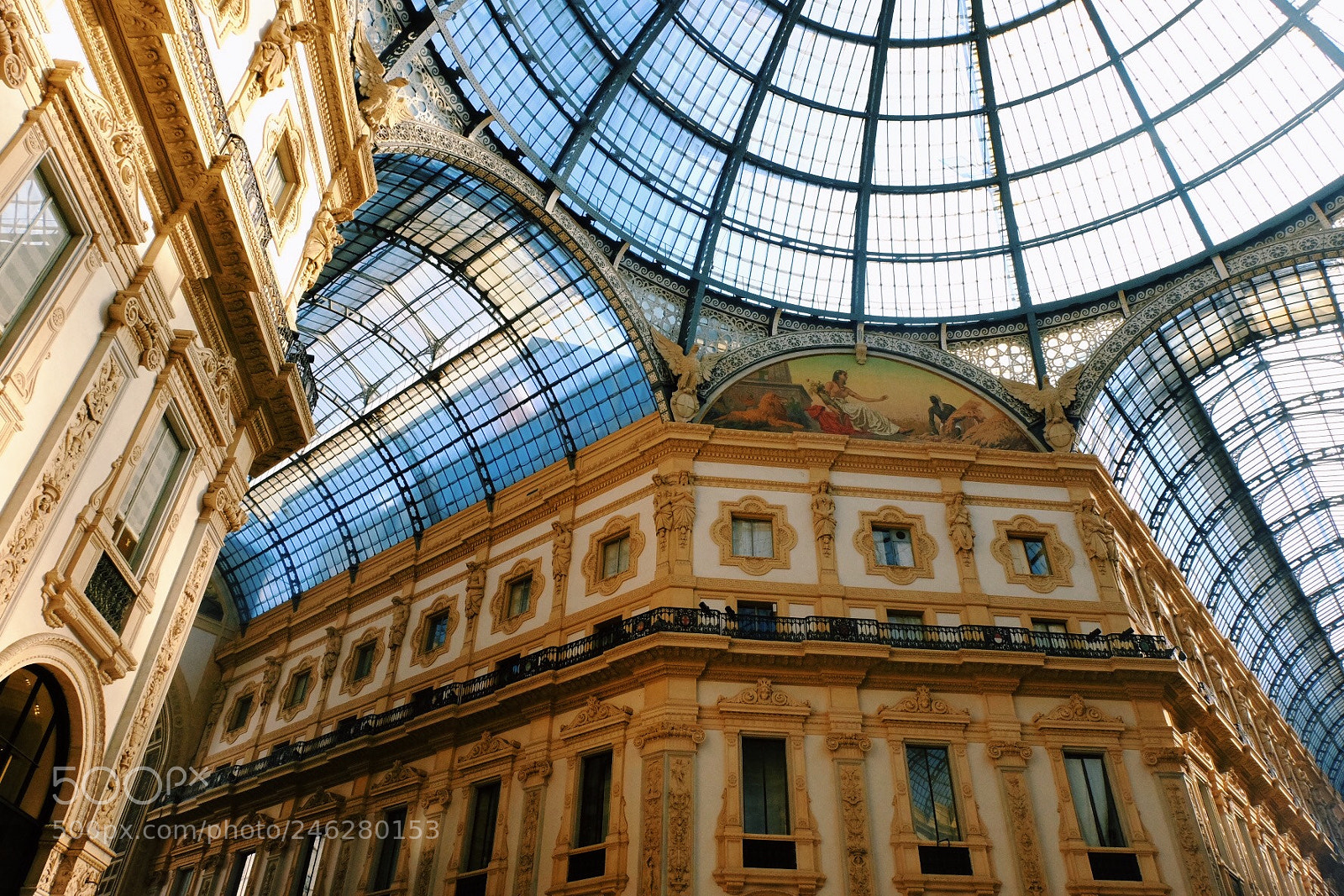Fujifilm X-T10 sample photo. Passage de milan photography