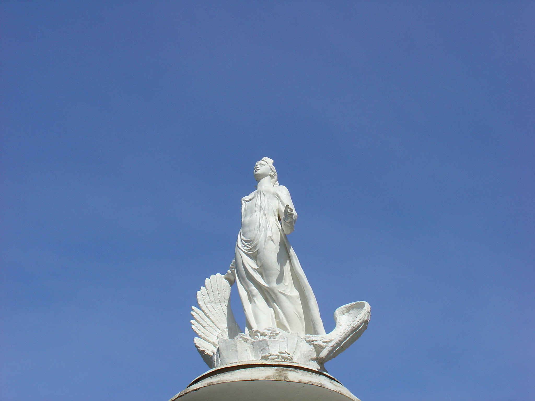 Sony DSC-V1 sample photo. Statue photography