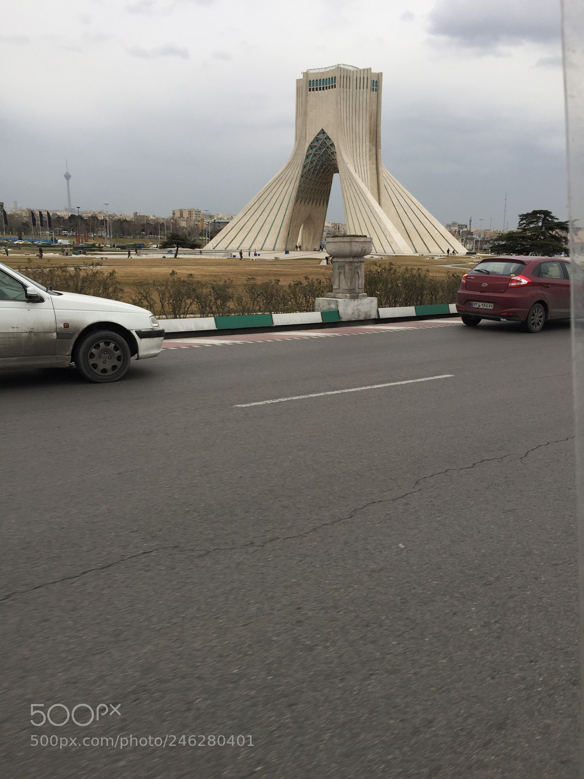 Apple iPhone 6 sample photo. Azadi tower photography
