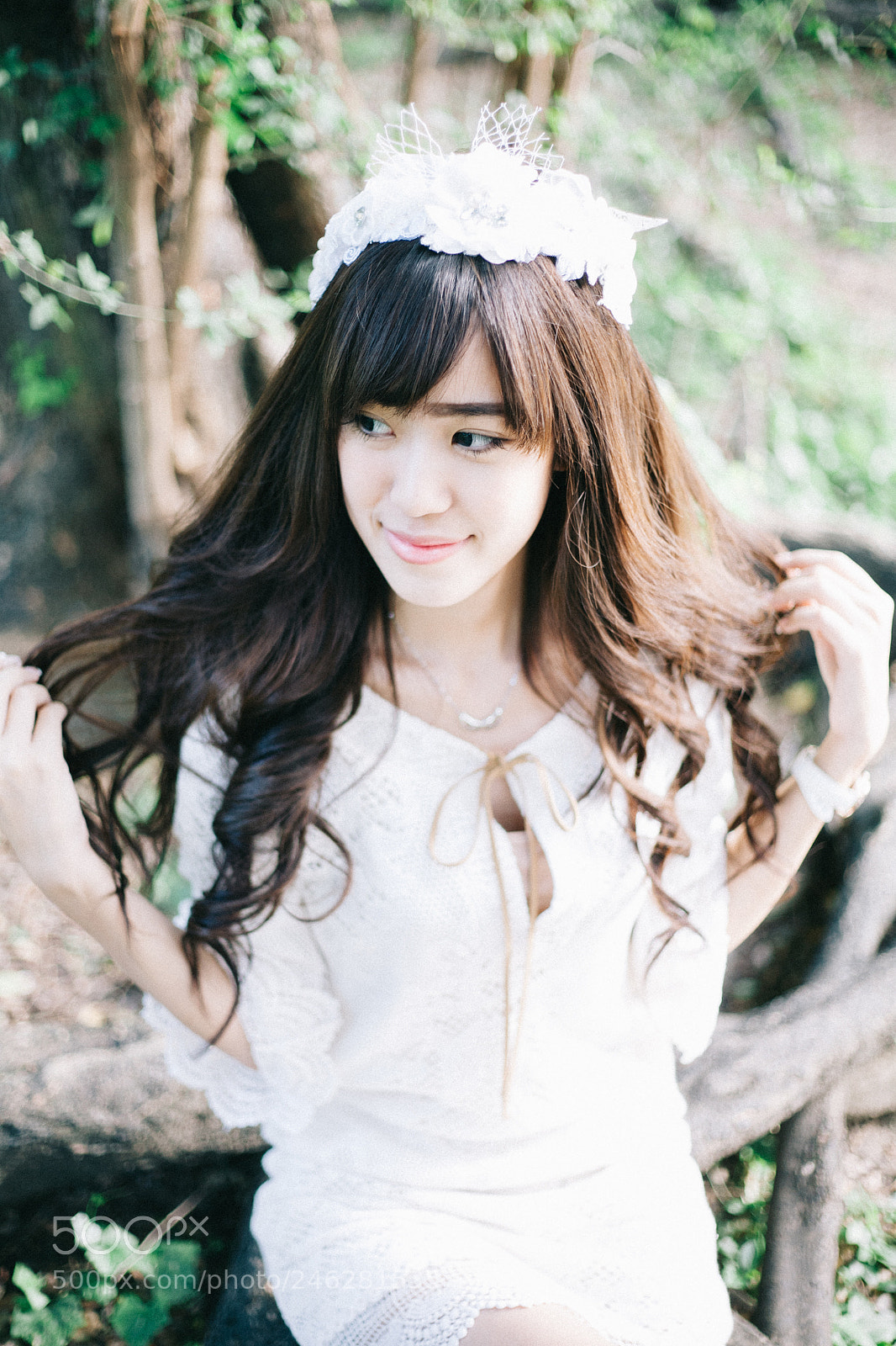 Canon EOS 5D sample photo. The beauty white skin photography
