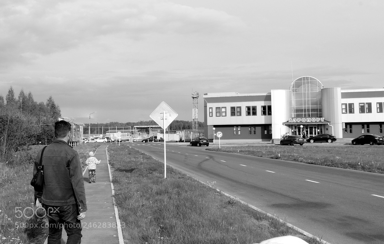 Canon EOS 600D (Rebel EOS T3i / EOS Kiss X5) sample photo. аэропорт photography