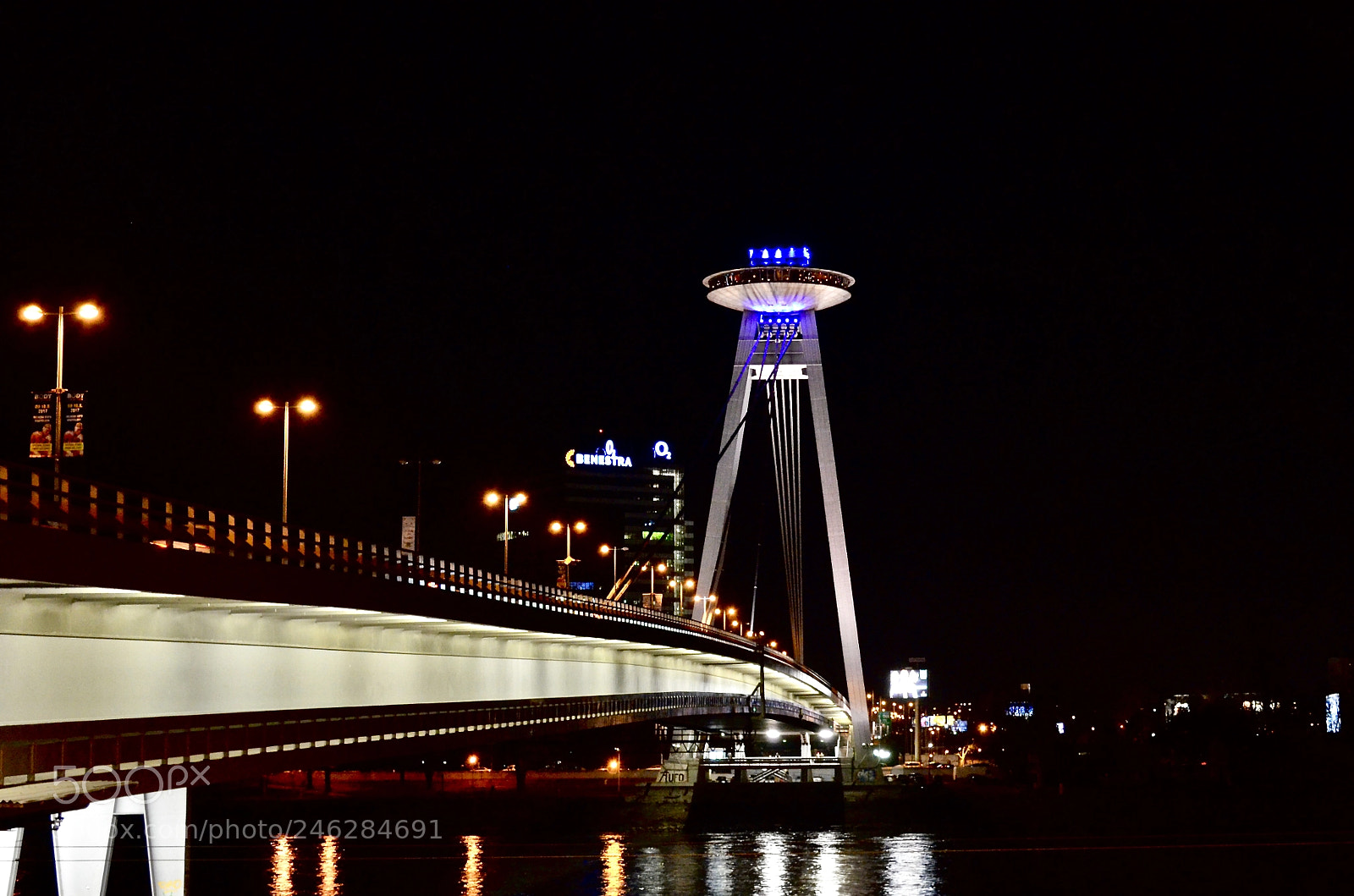 Nikon D5100 sample photo. Ufo tower photography