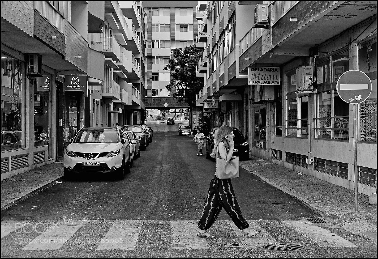Fujifilm X-T1 sample photo. Streetphotography portugal photography