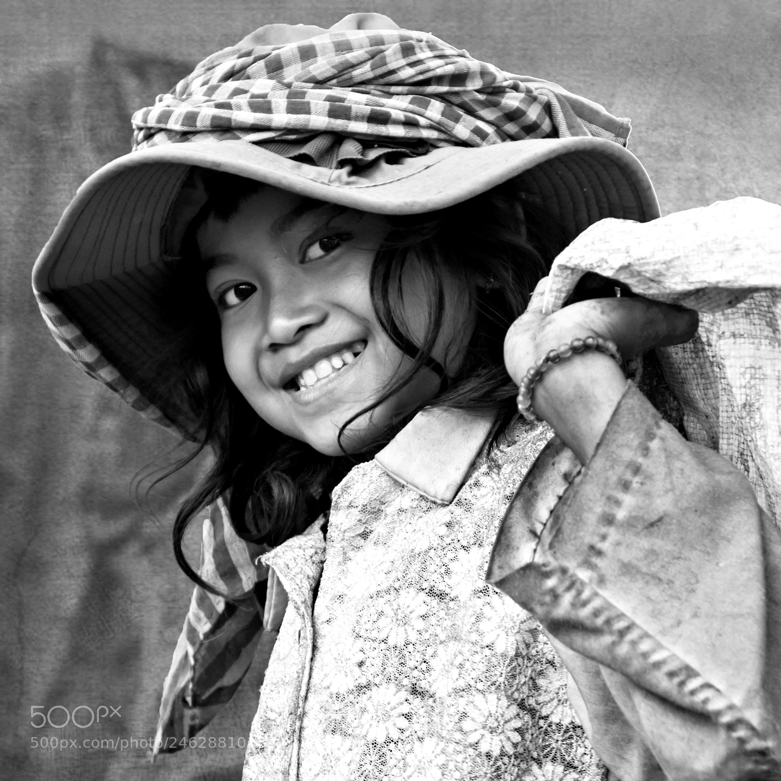 Nikon D200 sample photo. Dump angel / cambodia photography