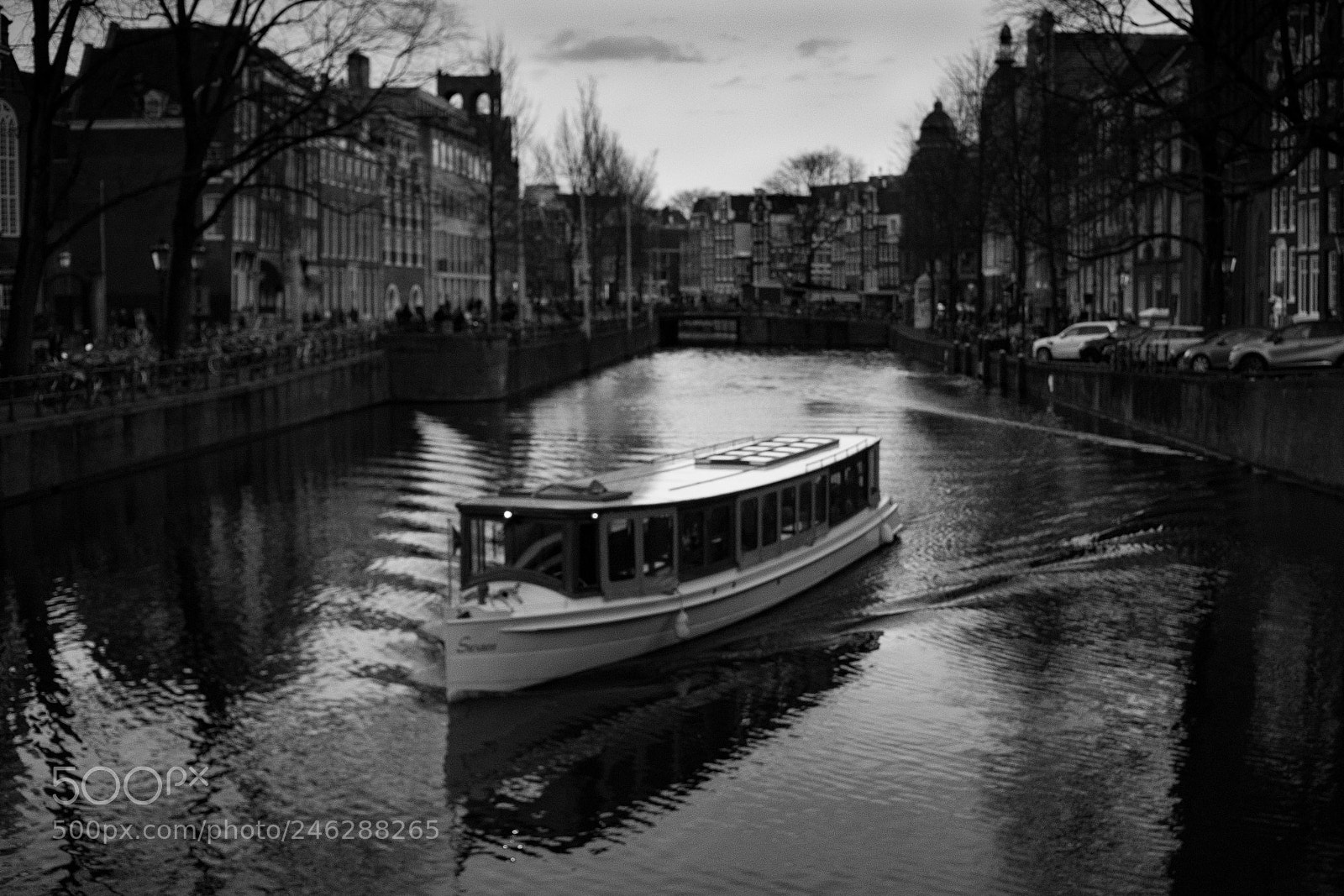 Fujifilm X-Pro2 sample photo. Canal boat photography