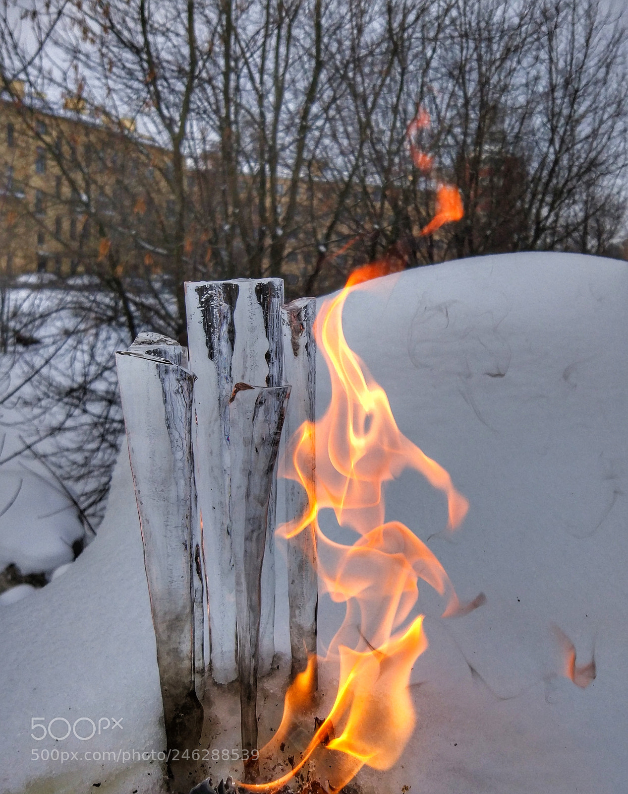 Xiaomi MI 5 sample photo. Ice & flame photography
