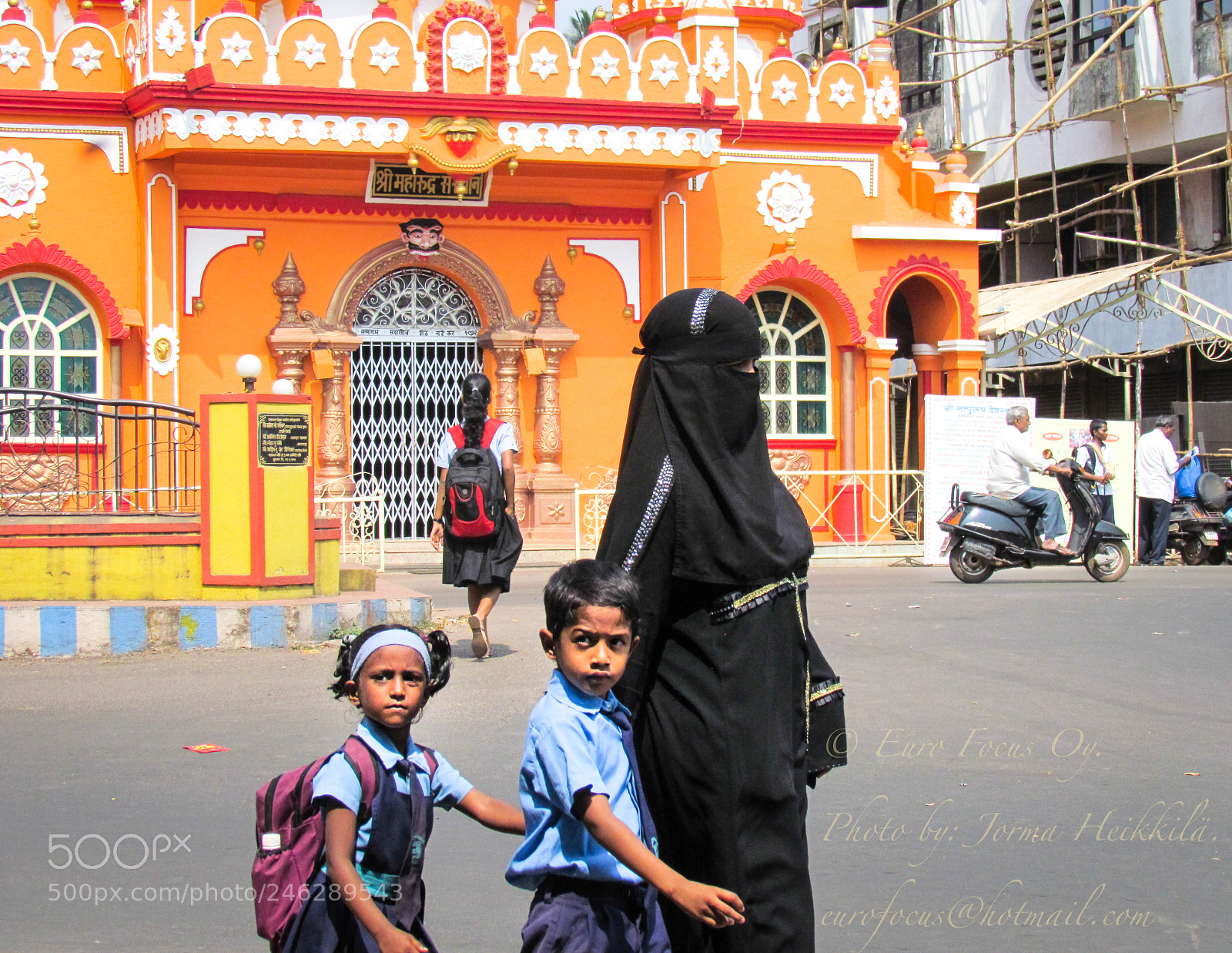 Canon PowerShot SX30 IS sample photo. Street life in india photography