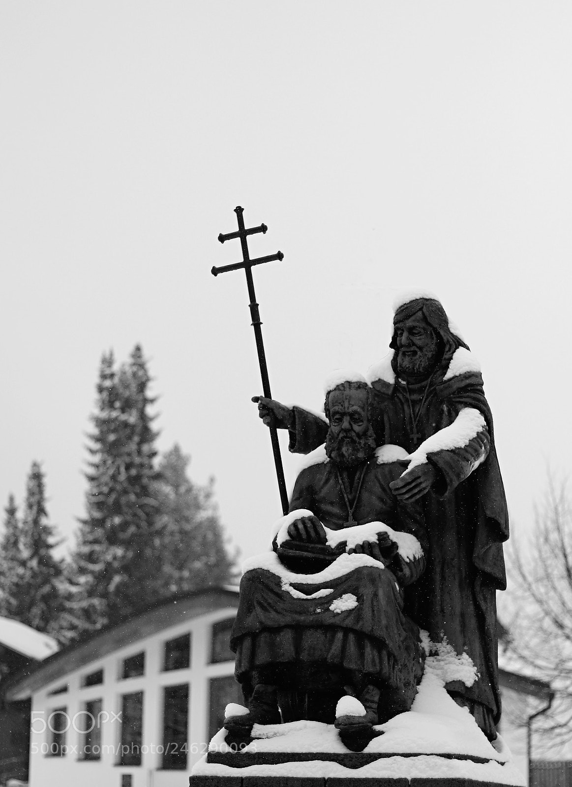 Canon EOS 77D (EOS 9000D / EOS 770D) + Canon EF 50mm F1.8 STM sample photo. Statue photography