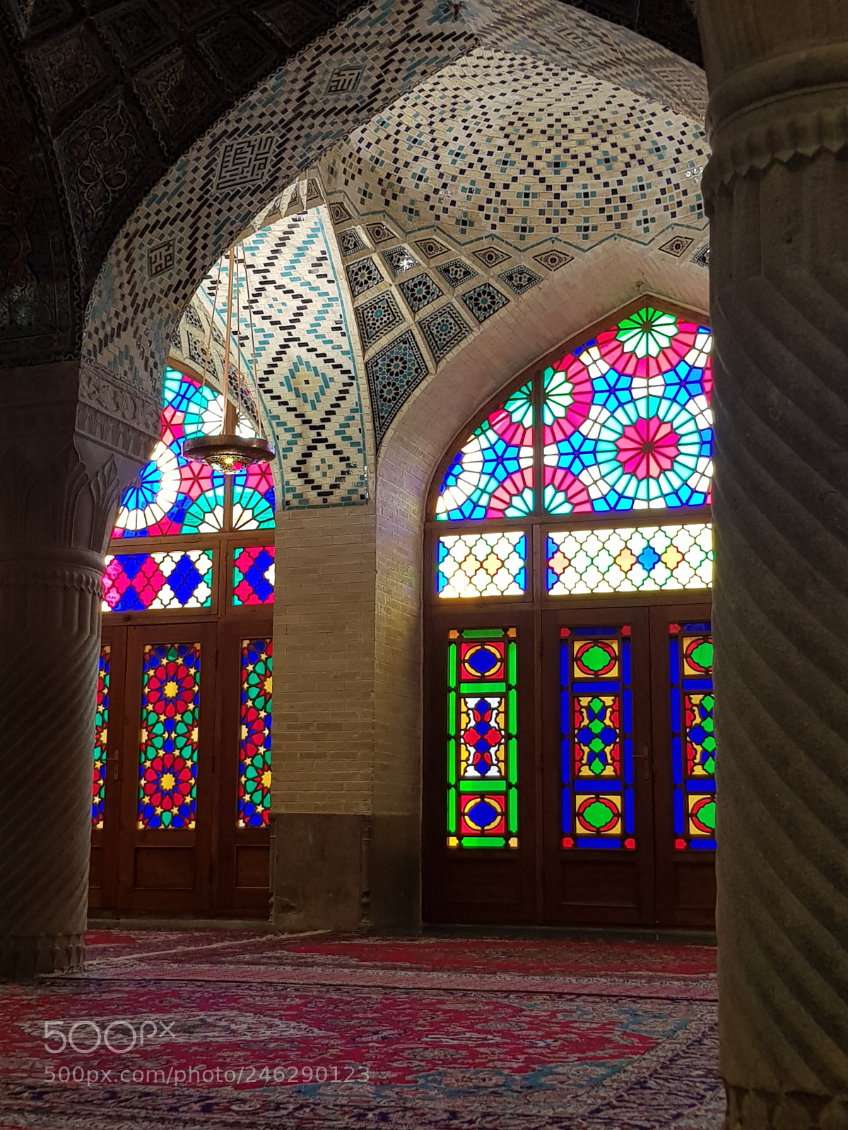 Samsung Galaxy S8+ sample photo. Colorful mosque photography