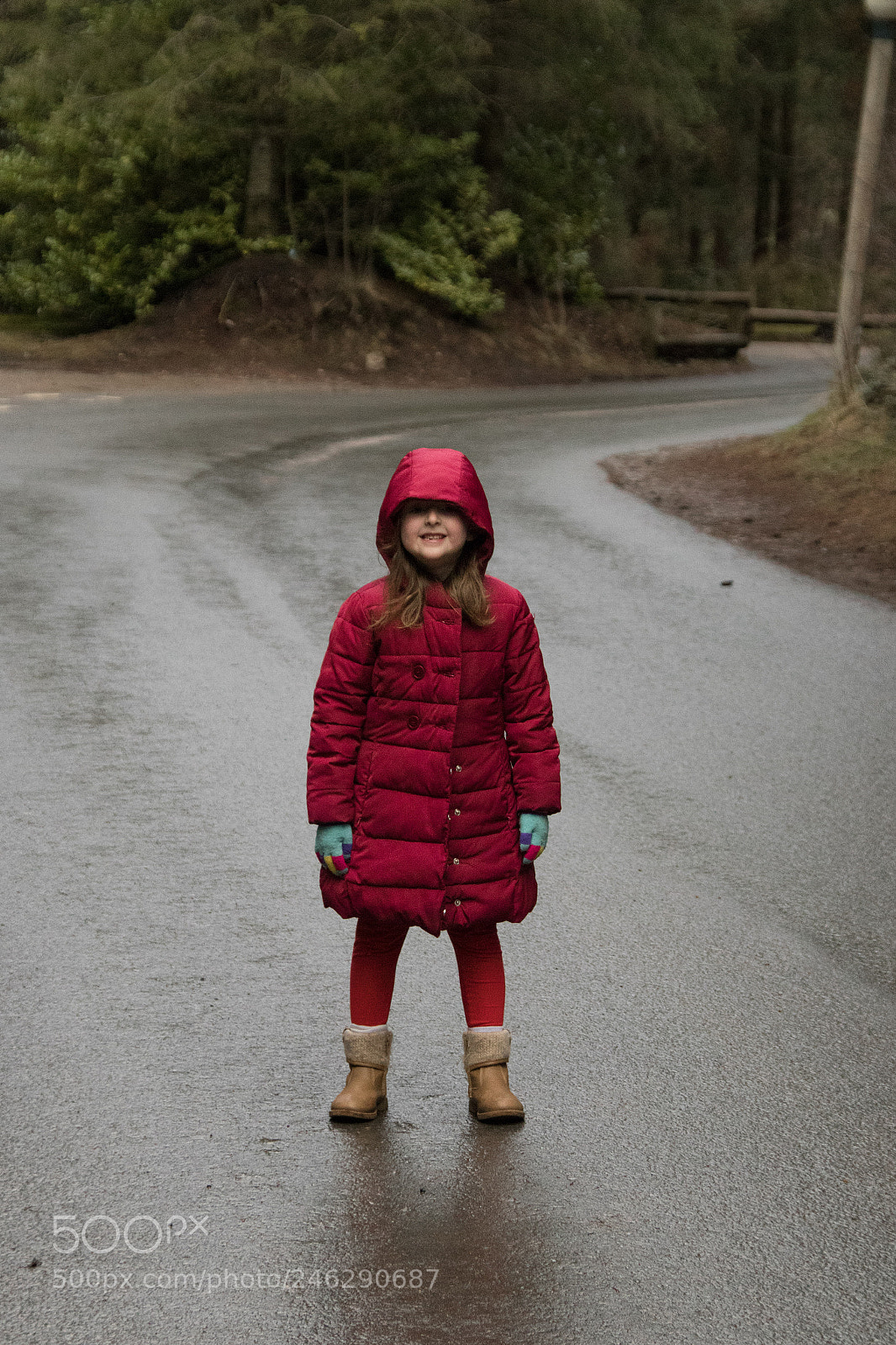 Canon EOS 77D (EOS 9000D / EOS 770D) sample photo. Little red riding hood photography
