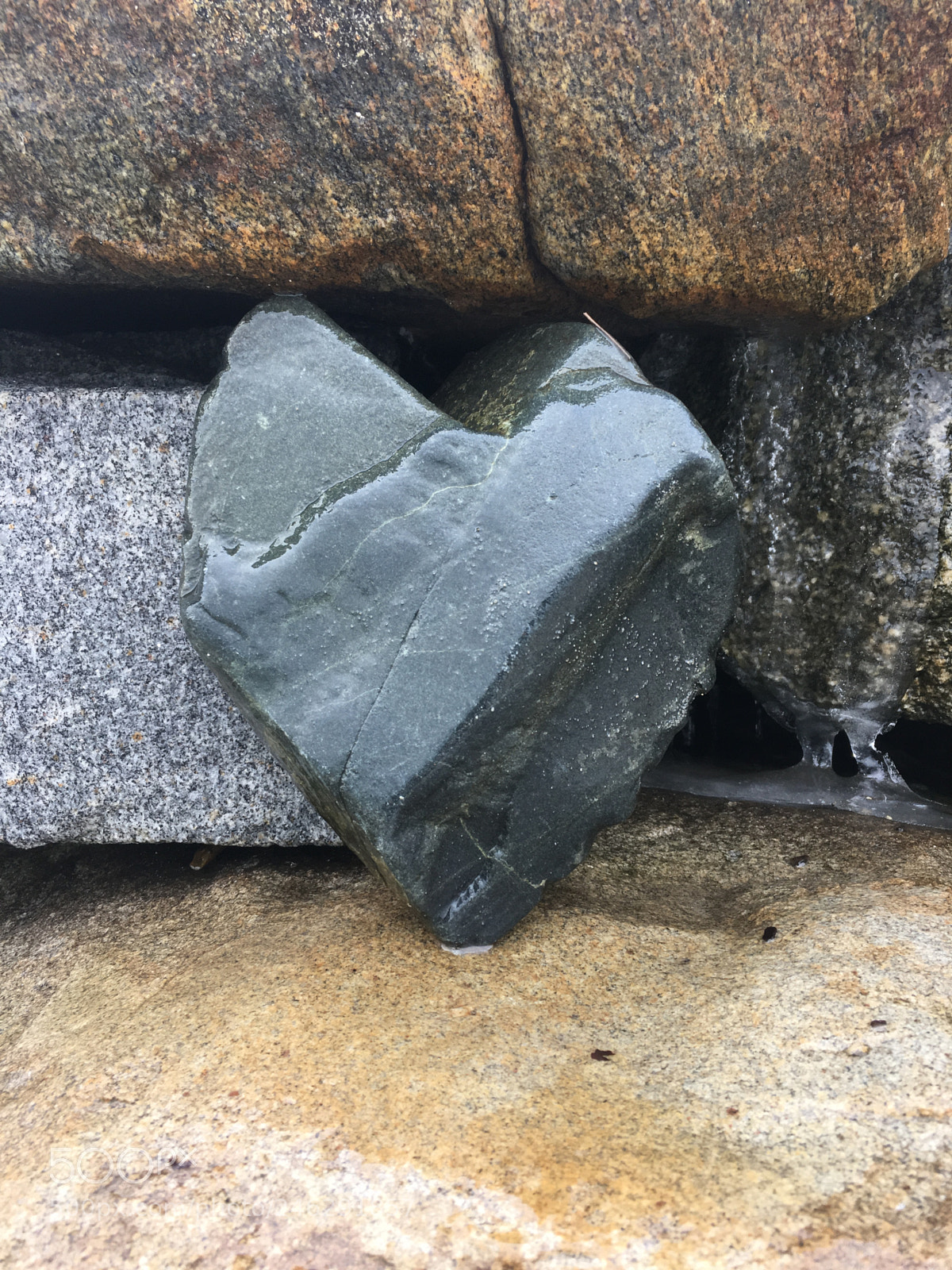 Apple iPhone 6s Plus sample photo. Love in rocks... photography