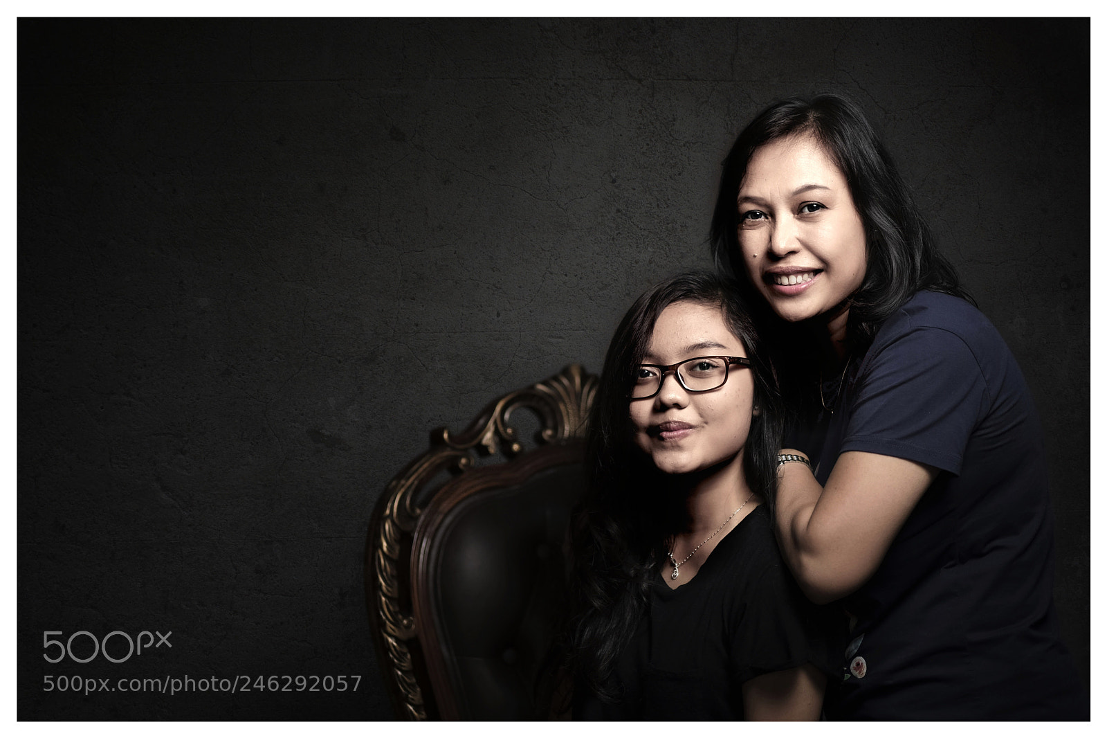 Fujifilm X-T2 sample photo. Mom & daughter photography
