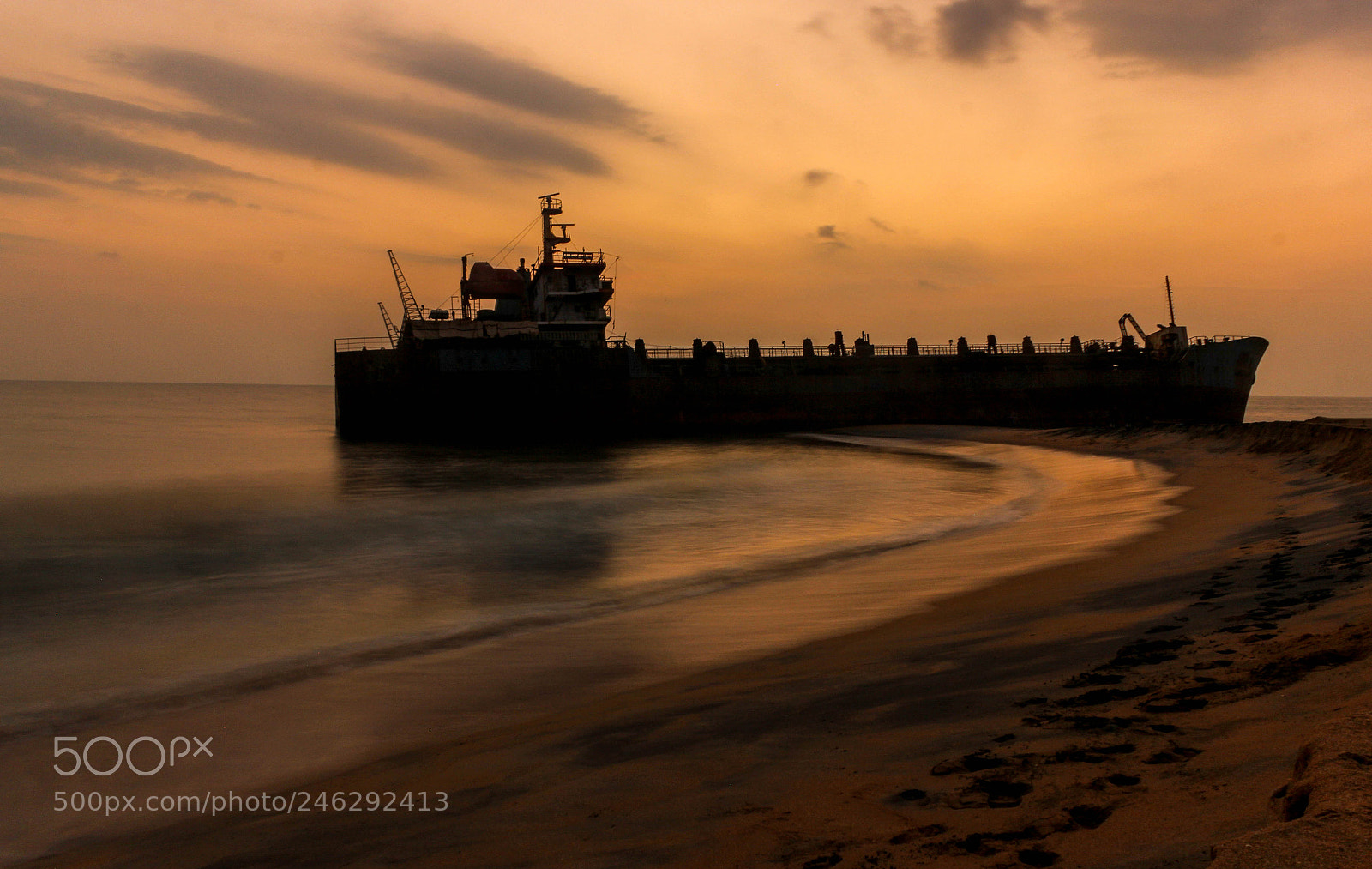 Canon EOS 600D (Rebel EOS T3i / EOS Kiss X5) sample photo. Abandoned dredger- long expo photography