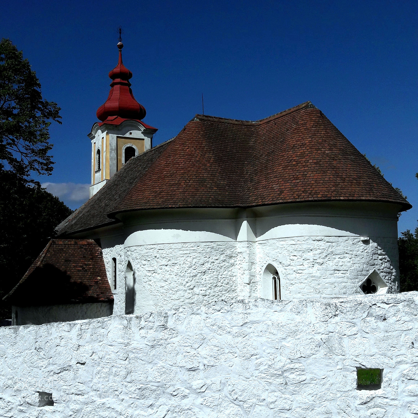 Samsung Galaxy A5(2016) sample photo. Church on the village's photography