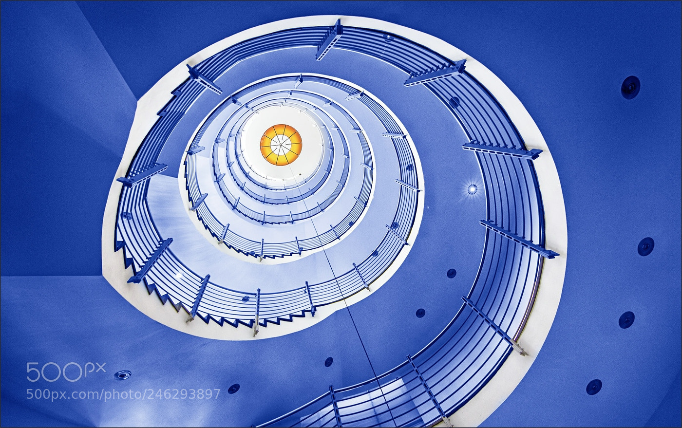 Canon EOS 600D (Rebel EOS T3i / EOS Kiss X5) sample photo. * blue spiral * photography