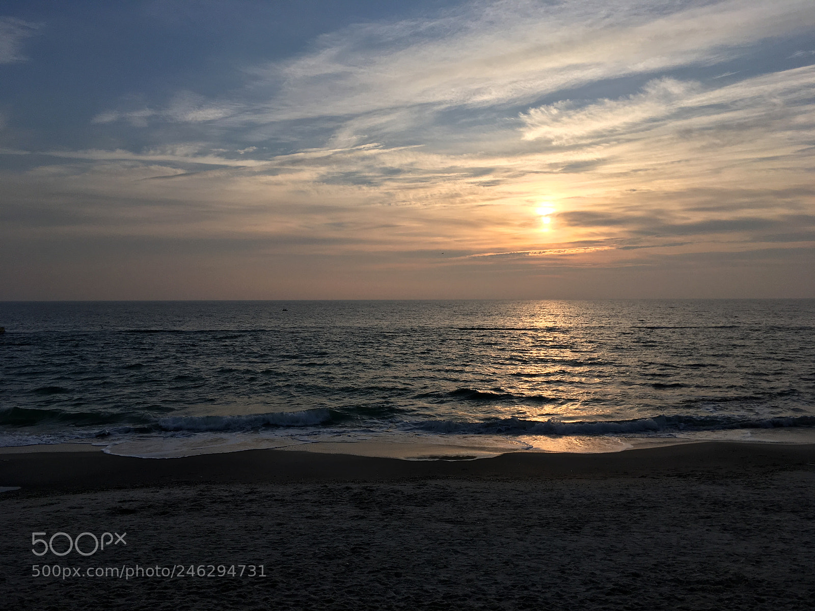 Apple iPhone SE sample photo. Sunset and the sea photography