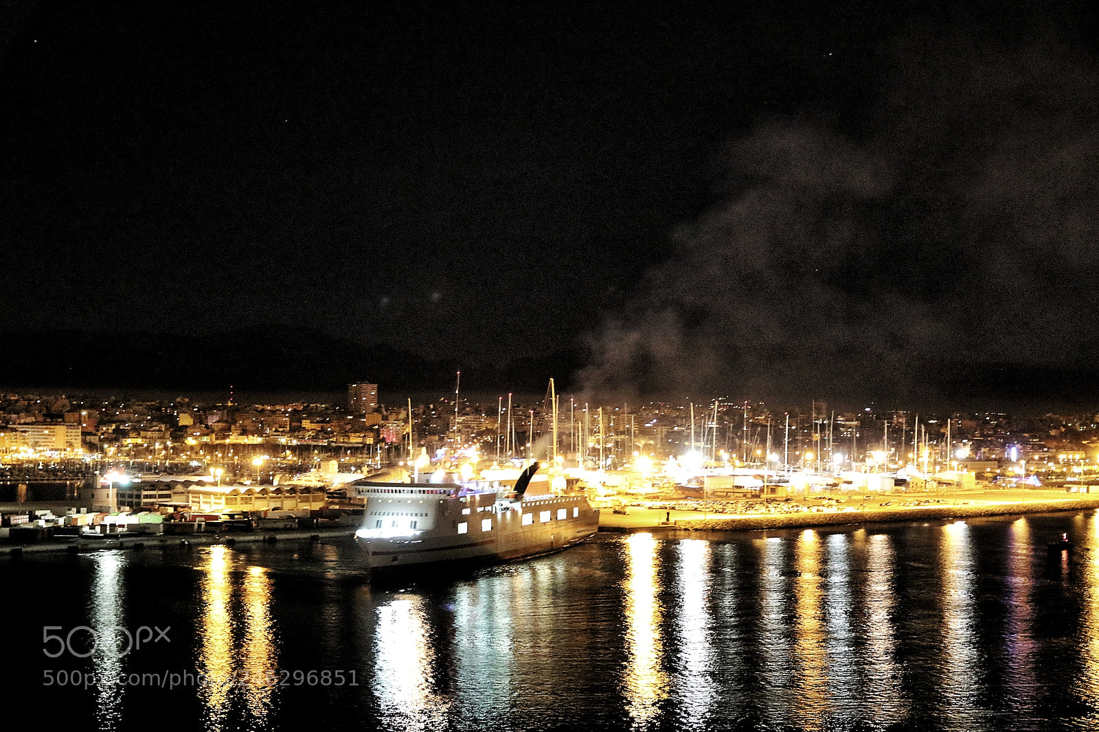 Canon EOS 7D Mark II sample photo. Night view on the photography