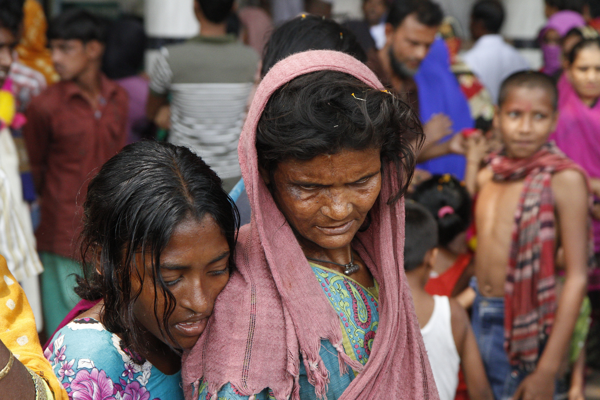 Canon EOS 7D + Canon EF-S 17-55mm F2.8 IS USM sample photo. Exhausted devotees of shah ali in mirpur, dhaka photography