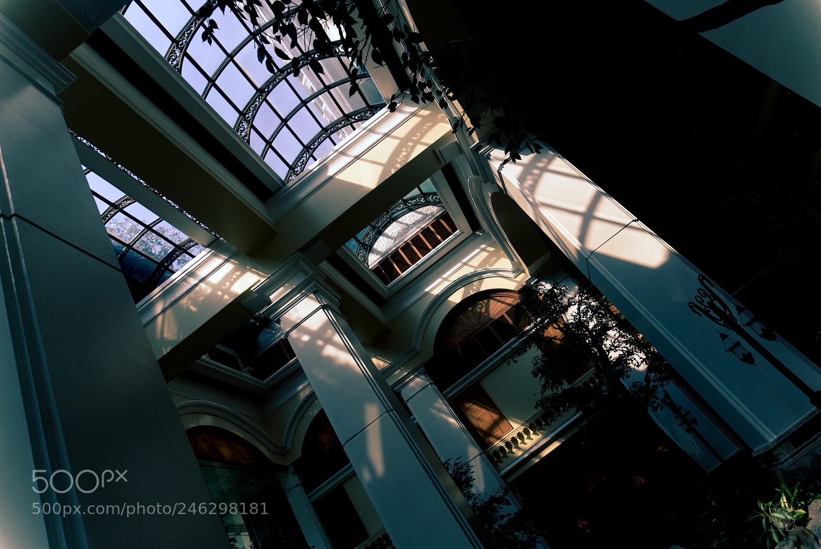 Sony a6300 sample photo. Inside the hotel photography