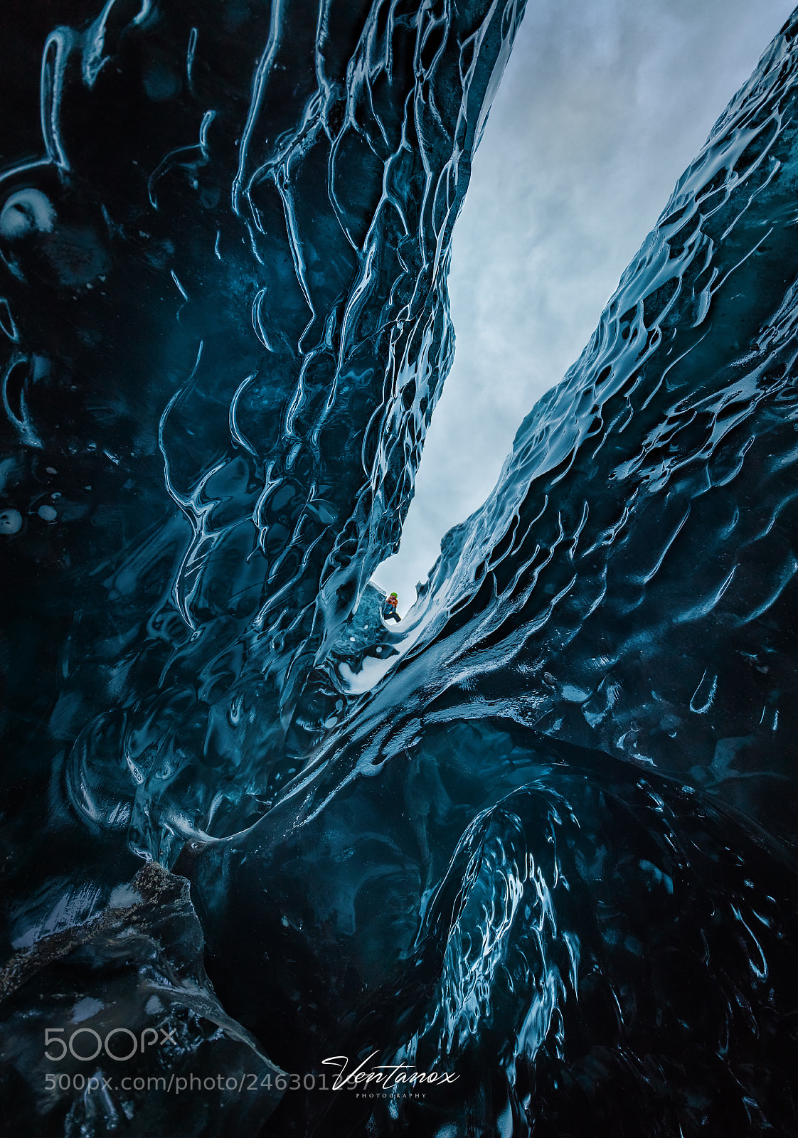 Canon EOS 6D Mark II sample photo. Glacier cave photography