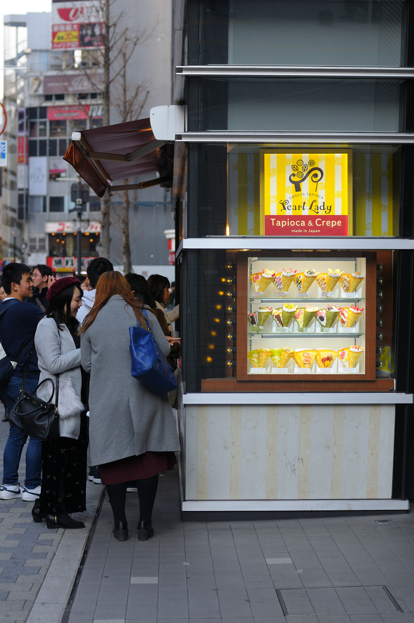 Nikon D300 + Nikon AF Nikkor 50mm F1.4D sample photo. Shinjuku, tokyo photography