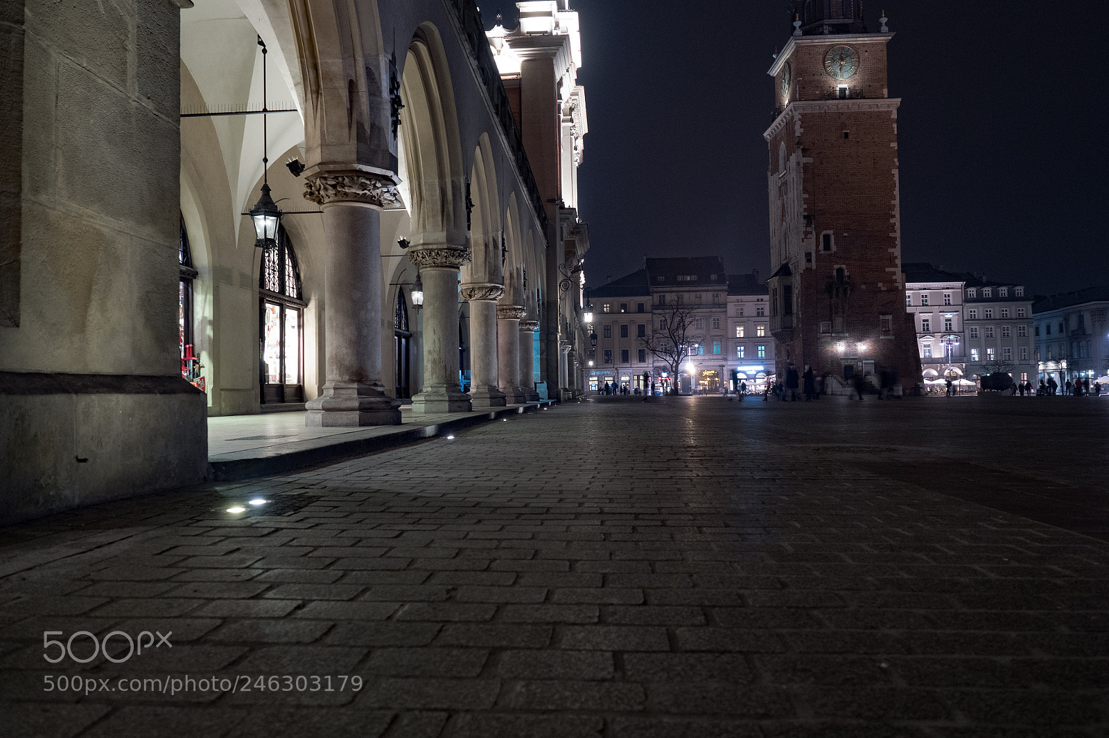 Olympus OM-D E-M5 II sample photo. Cracow, poland photography