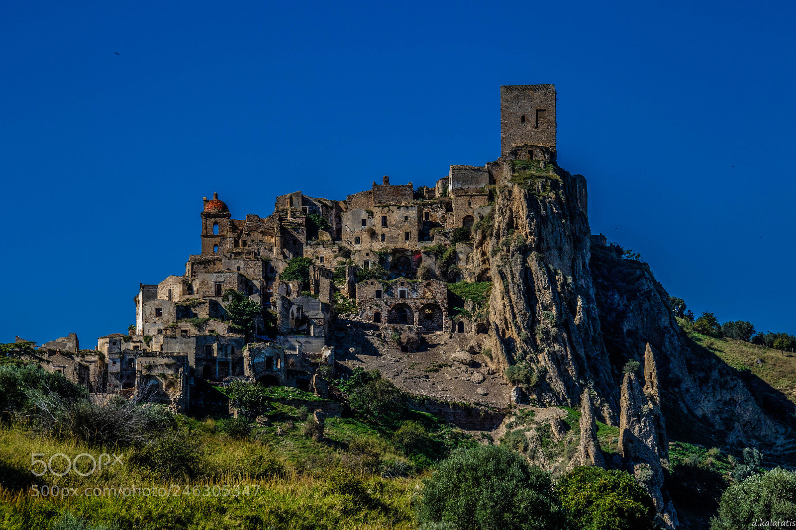 Canon EOS 7D Mark II sample photo. The medieval ghost town photography